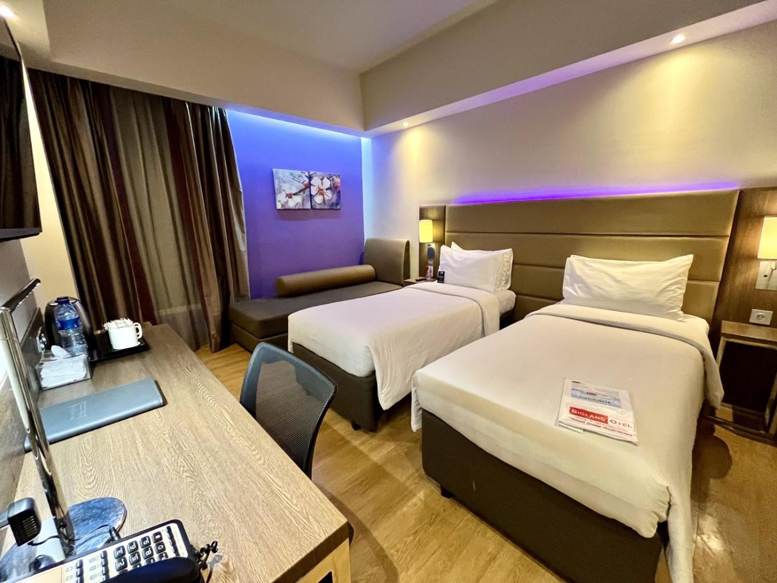 Bigland Hotel & Convention Sentul Bogor Exterior foto